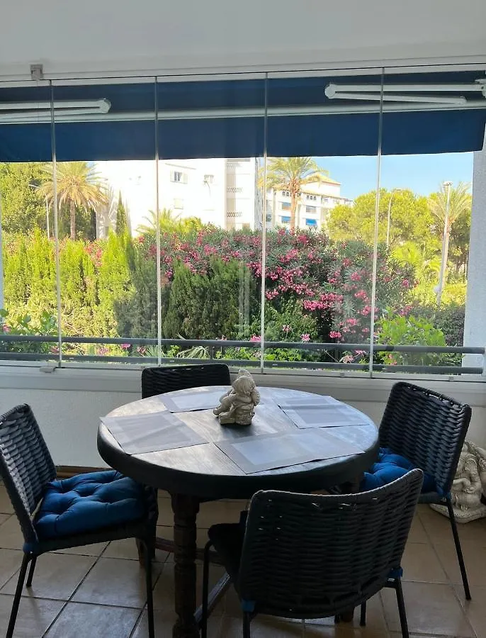 Puerto Banus Medina Garden Apartment Marbella