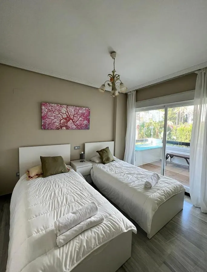 Puerto Banus Medina Garden Apartment Marbella 0*,  Spain